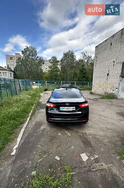Седан Ford Fusion 2014 в 