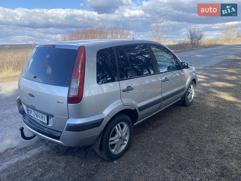 Хэтчбек Ford Fusion 2008 в Шумске фото 7 Хэтчбек Ford Fusion 2008 в Шумске