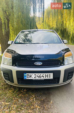 Хэтчбек Ford Fusion 2008 в 