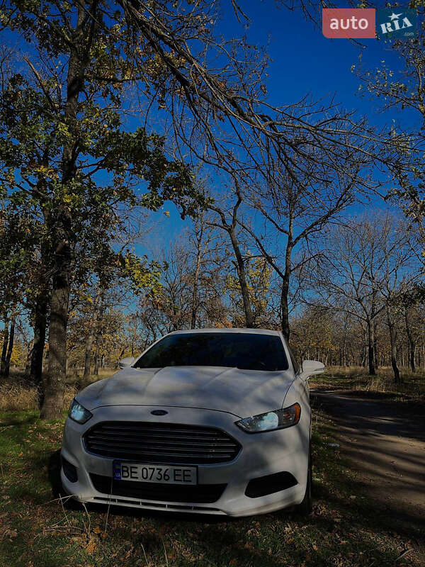 Седан Ford Fusion 2013 в Николаеве