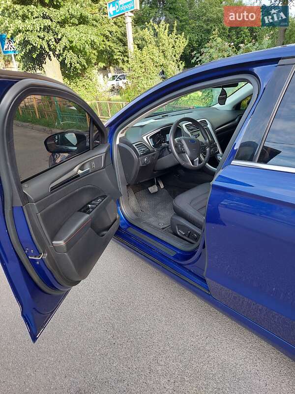 Седан Ford Fusion 2015 в Виннице
