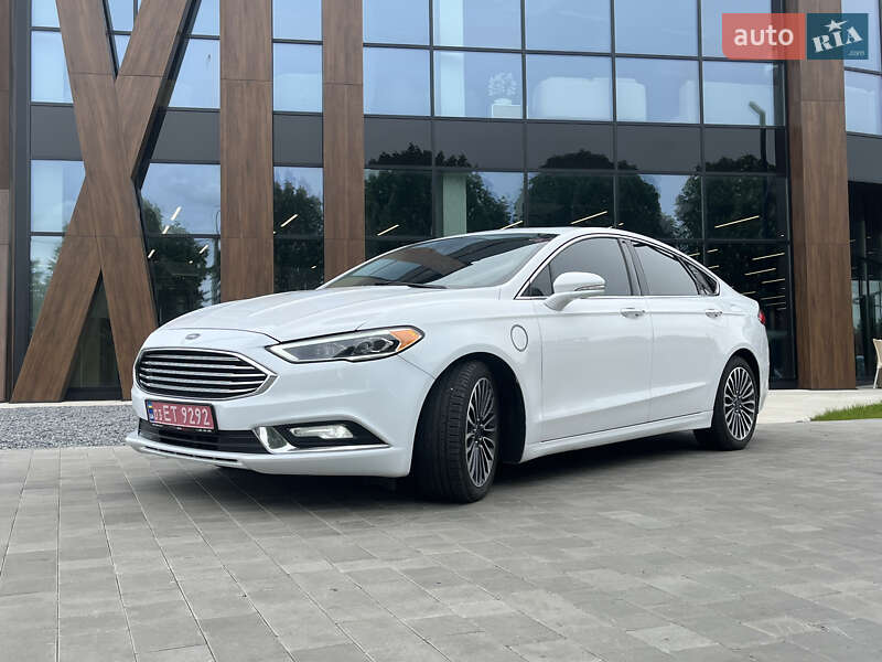 Седан Ford Fusion 2016 в Луцьку