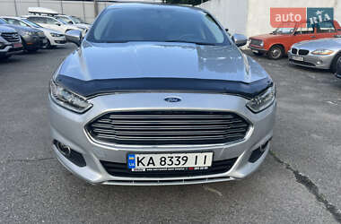 Седан Ford Fusion 2016 в 