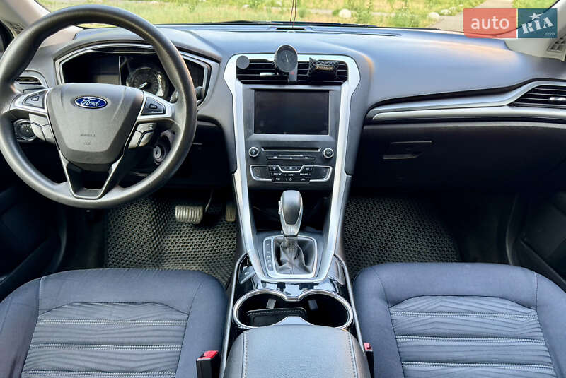 Седан Ford Fusion 2016 в Дніпрі фото 10 Седан Ford Fusion 2016 в Дніпрі