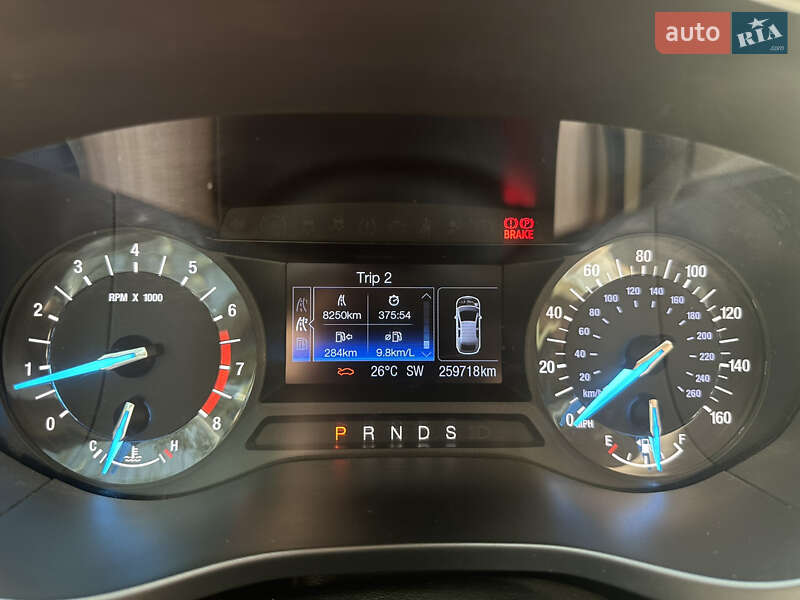 Седан Ford Fusion 2013 в Новомосковську