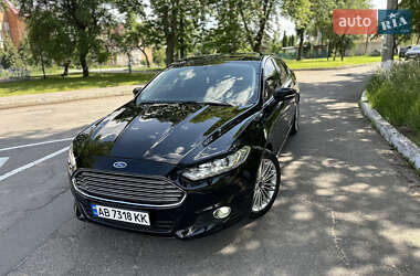 Седан Ford Fusion 2015 в 