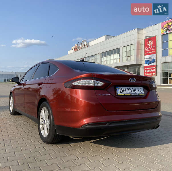 Седан Ford Fusion 2014 в Миколаєві