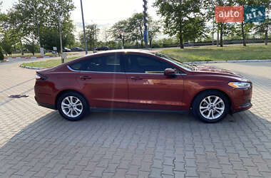 Седан Ford Fusion 2014 в 