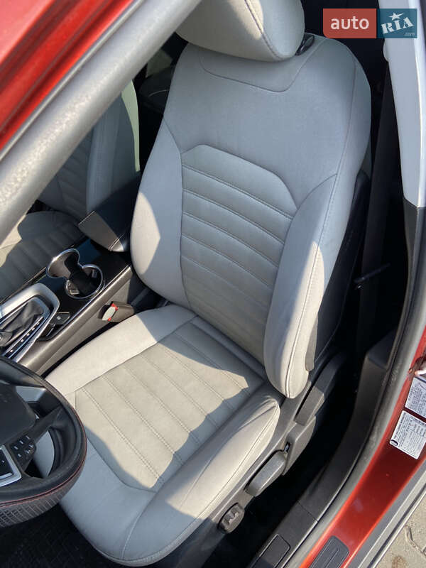 Седан Ford Fusion 2014 в Миколаєві