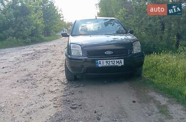 Хэтчбек Ford Fusion 2005 в 