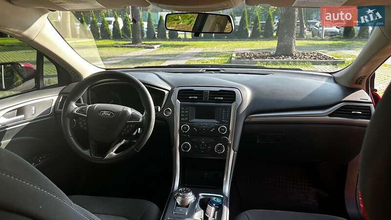 Седан Ford Fusion 2016 в Одессе
