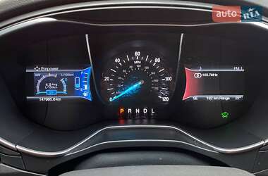 Седан Ford Fusion 2015 в 