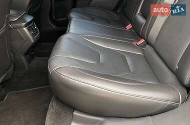 Седан Ford Fusion 2015 в 