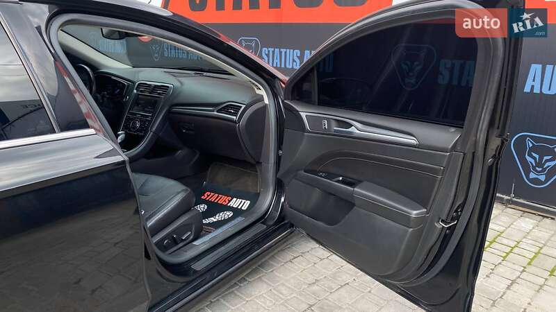 Седан Ford Fusion 2015 в Виннице
