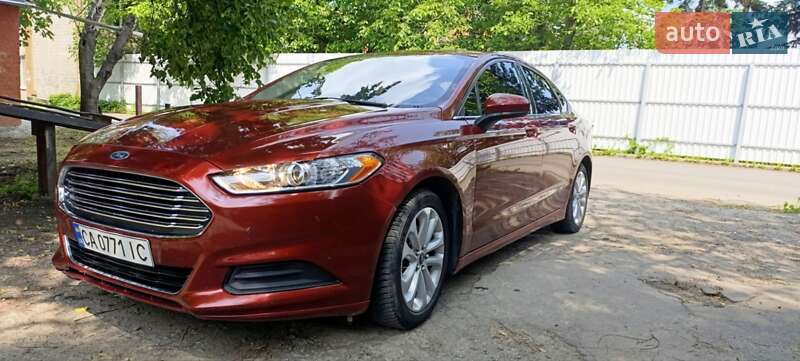 Седан Ford Fusion 2013 в Умани