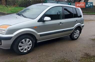 Хэтчбек Ford Fusion 2007 в 