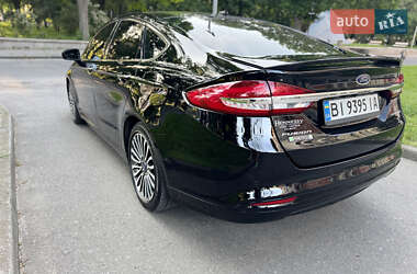 Седан Ford Fusion 2017 в 
