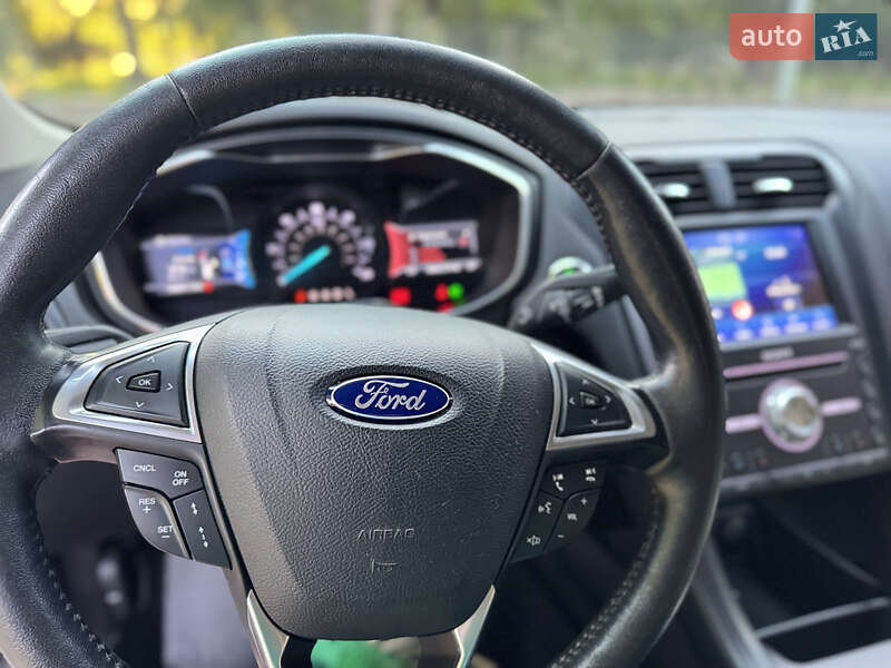 Седан Ford Fusion 2017 в Полтаві