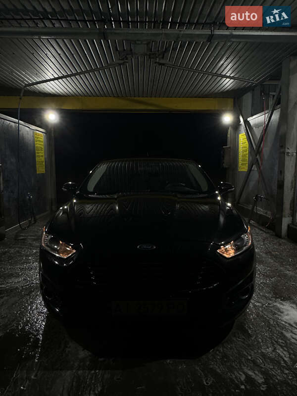 Седан Ford Fusion 2013 в Киеве