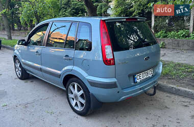 Хэтчбек Ford Fusion 2008 в 