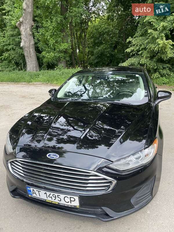 Седан Ford Fusion 2019 в Тернополі