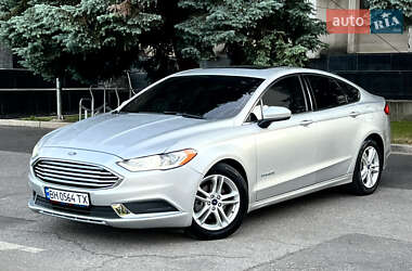 Седан Ford Fusion 2017 в 