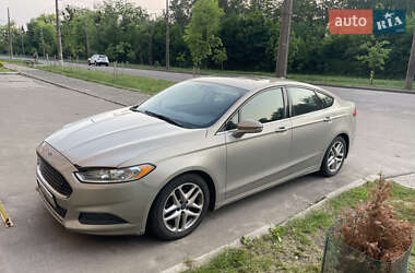 Седан Ford Fusion 2014 в Сумах