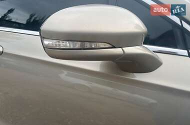 Седан Ford Fusion 2015 в 