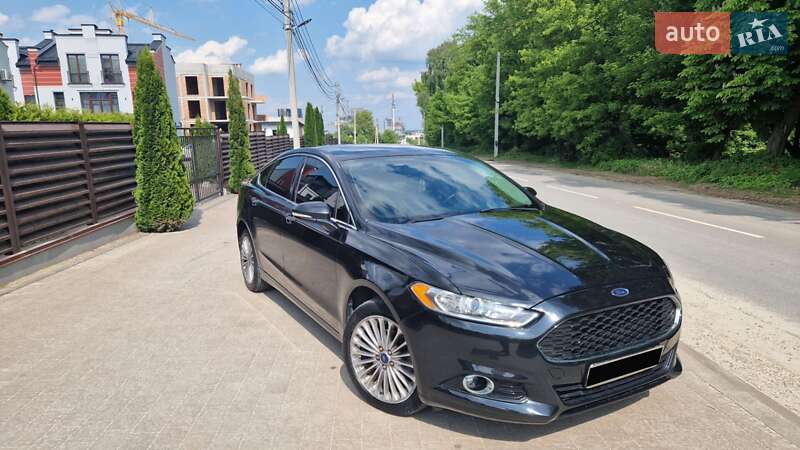 Седан Ford Fusion 2014 в Львове