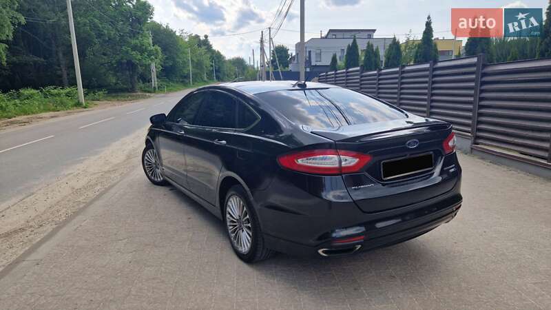 Седан Ford Fusion 2014 в Львове