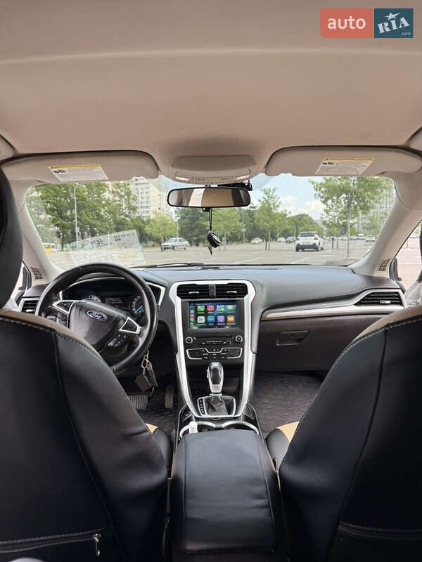 Седан Ford Fusion 2015 в Киеве
