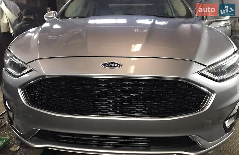 Ford Fusion 2019