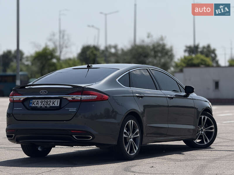 Седан Ford Fusion 2016 в Киеве
