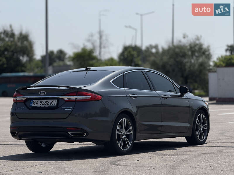 Седан Ford Fusion 2016 в Киеве