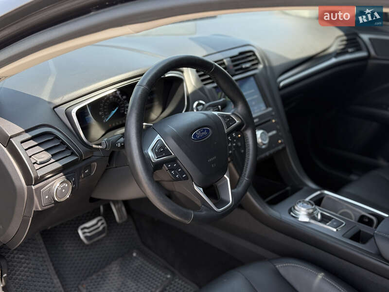 Седан Ford Fusion 2016 в Киеве