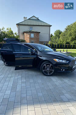 Седан Ford Fusion 2016 в 