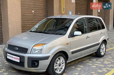 Хетчбек Ford Fusion 2008 в 