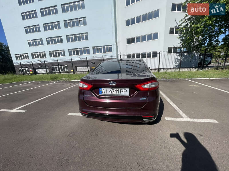 Седан Ford Fusion 2012 в Звягеле