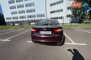 Седан Ford Fusion 2012 в 