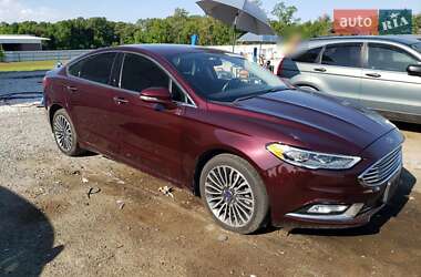 Седан Ford Fusion 2017 в 