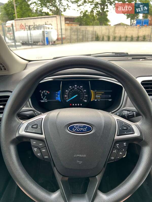 Седан Ford Fusion 2015 в Могилев-Подольске