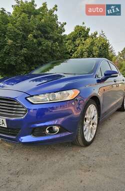 Седан Ford Fusion 2013 в 