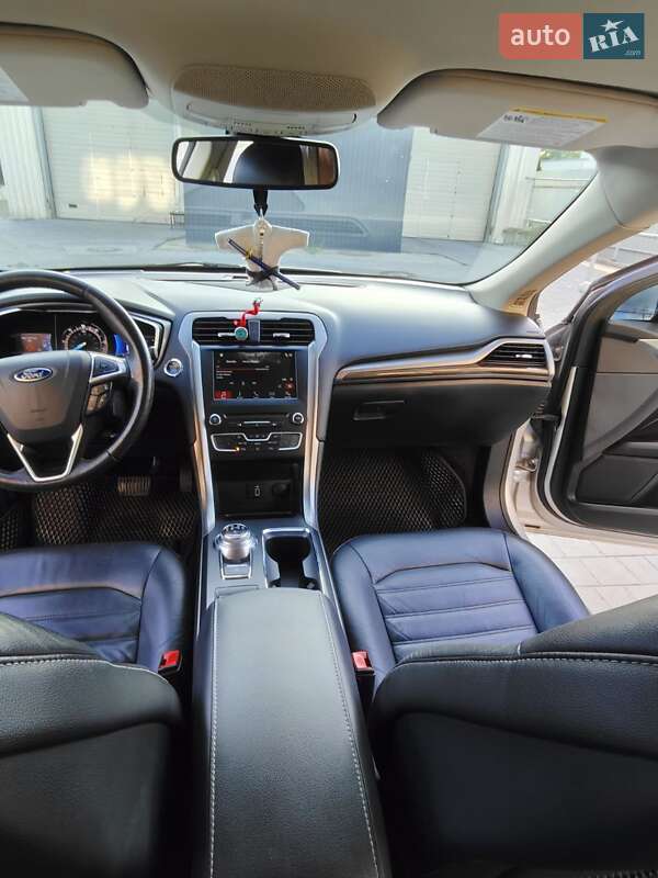 Седан Ford Fusion 2016 в Каменец-Подольском