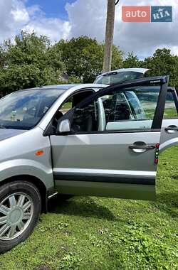 Хэтчбек Ford Fusion 2006 в 