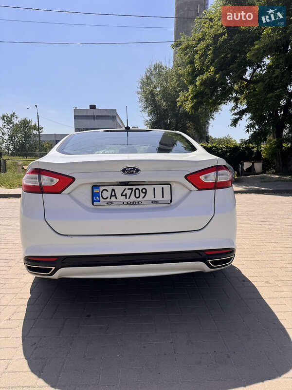 Седан Ford Fusion 2016 в Черкассах