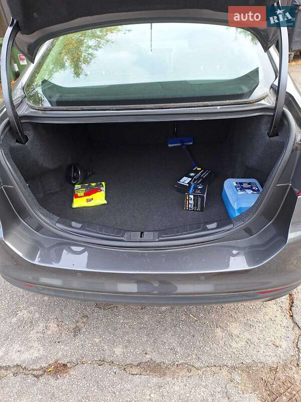 Седан Ford Fusion 2018 в Киеве