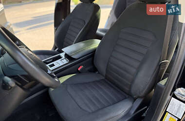 Седан Ford Fusion 2017 в 