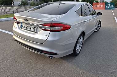 Седан Ford Fusion 2016 в 