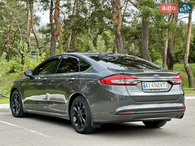 Седан Ford Fusion 2016 в Києві
