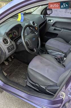 Хэтчбек Ford Fusion 2008 в 